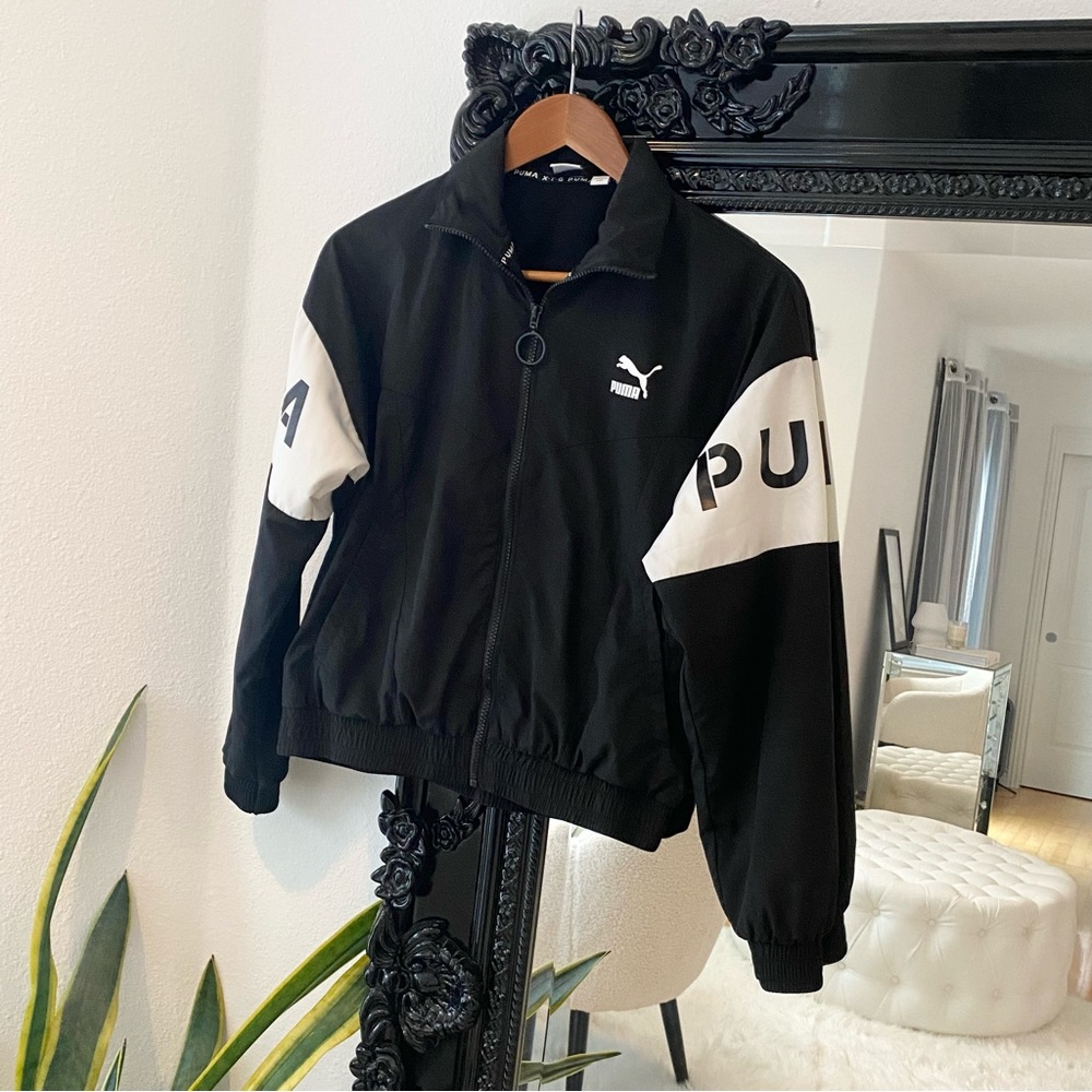 Puma | Women’s Black White Logo Zip Up Track Jacket Windbreaker